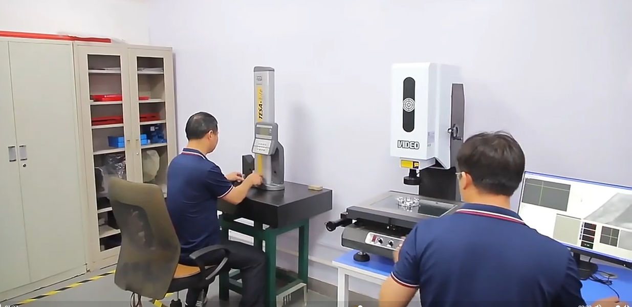 Dongguan Zhongwei Metal Products Co., Ltd خط إنتاج المصنع