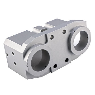 الدقة 5 محور خدمات معالجة CNC قطع غيار الآلات الألومنيوم