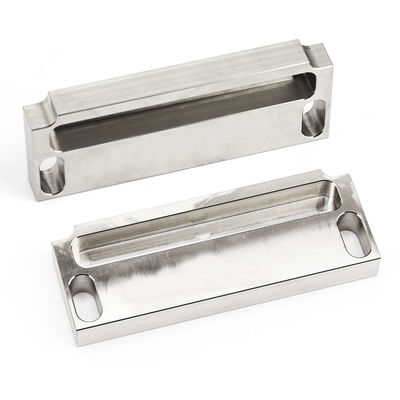 أجزاء تشغيل CNC الدقيقة في التيتانيوم والألومنيوم والفولاذ المقاوم للصدأ